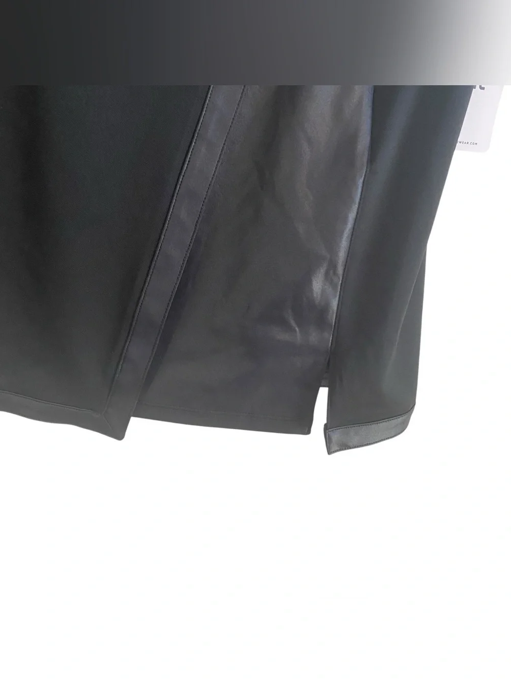 NWT Tail UPF Stretch Black Faux Leather Detail Knit Skort Size Large